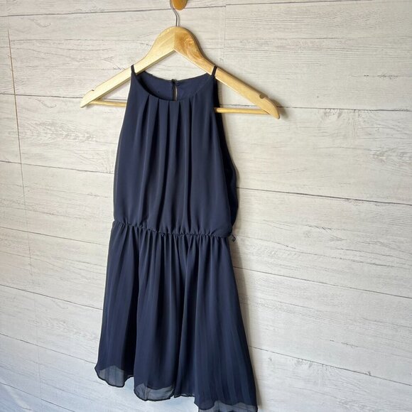 Dress Womens Size XS Navy Chiffon Sleeveless Pleated Lined Cocktail Date Night - Picture 3 of 16